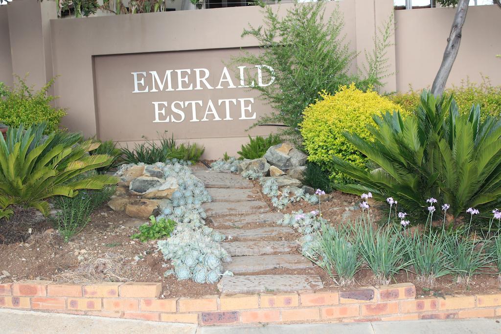 Topaz Cove Luxury Villas Edenvale Exterior foto